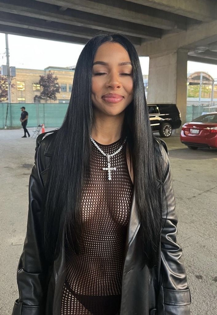 Straight U-Part Wig 24” ~ Hair On Hand