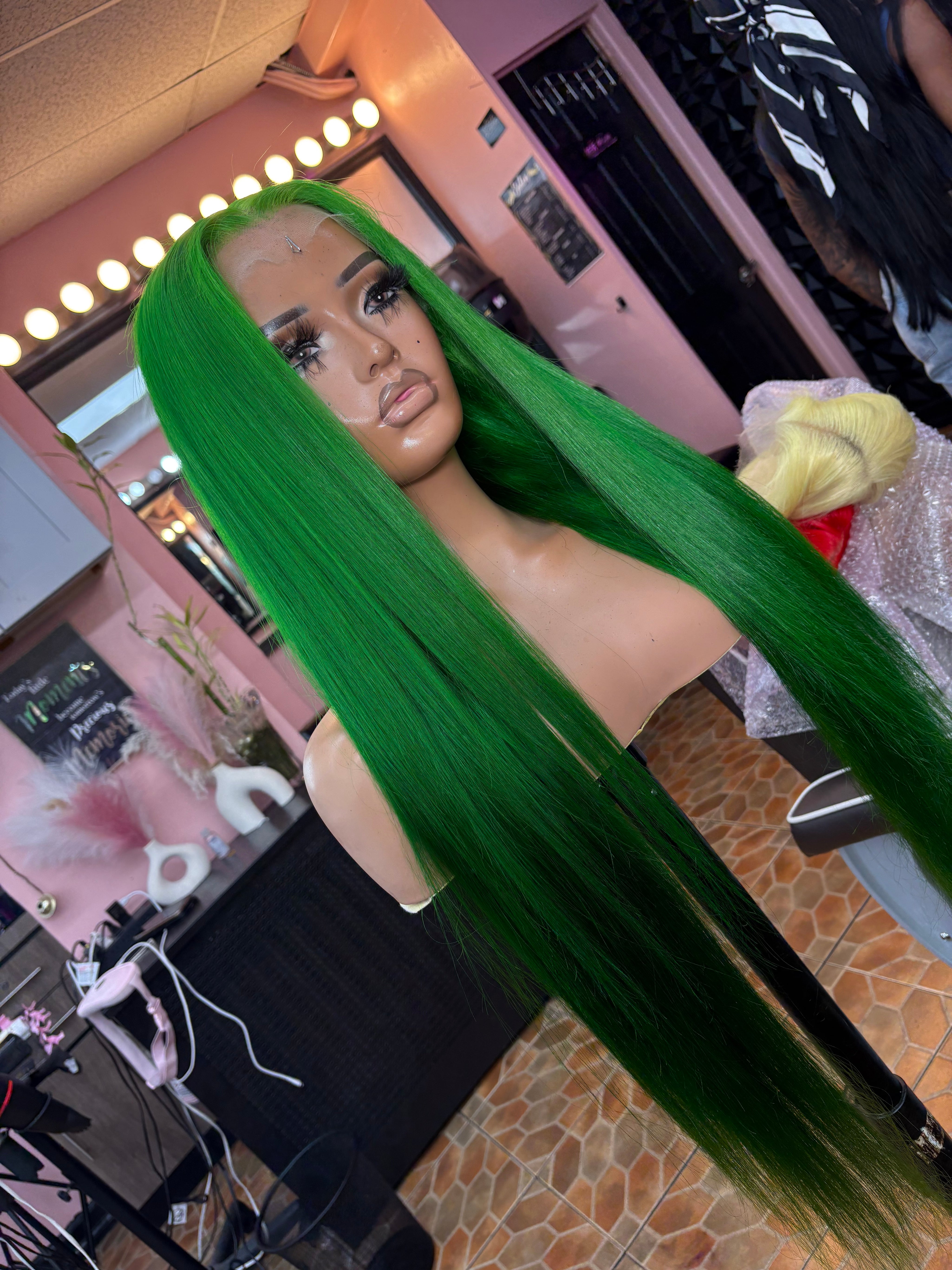 6. 13X4 HD Raw Joker Green Frontal Wig 28”✔️