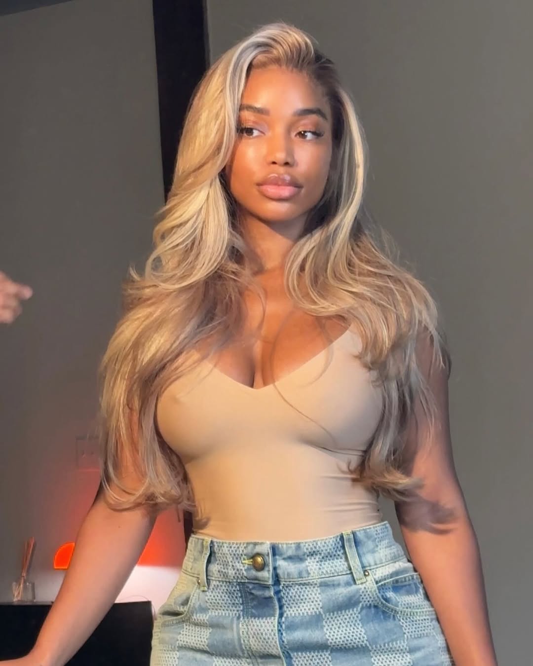 6X6 HD Virgin Latto Blonde Closure Wig