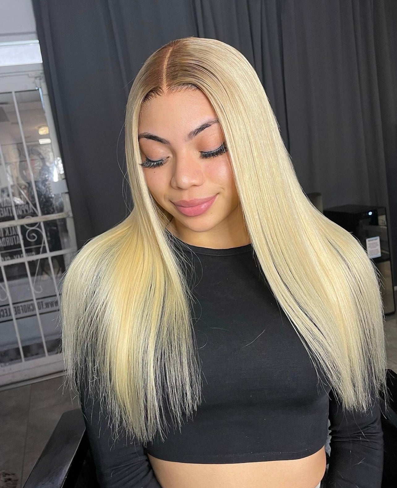 5X5 Blonde Closure Wig (Transparent)